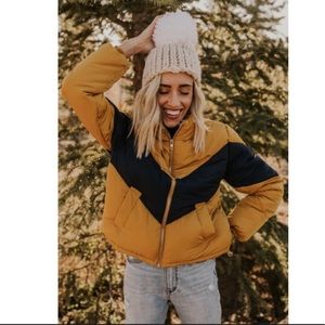 NWOT Roolee Gone Skiing Retro Puffer Jacket